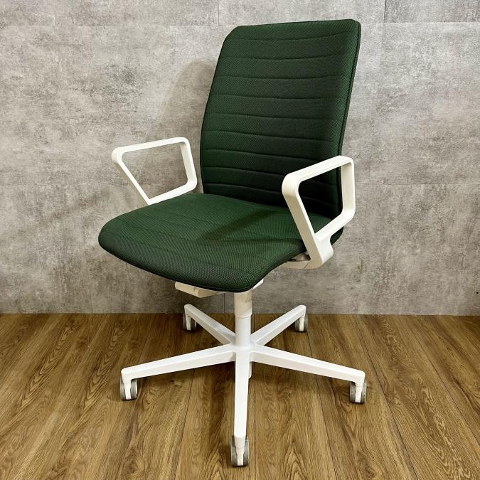 KOKUYO FABRE 美品(コクヨ　　オフィスチェア) 受注生産品】コクヨ(KOKUYO) オフィスチェア FABRE(ファブレ