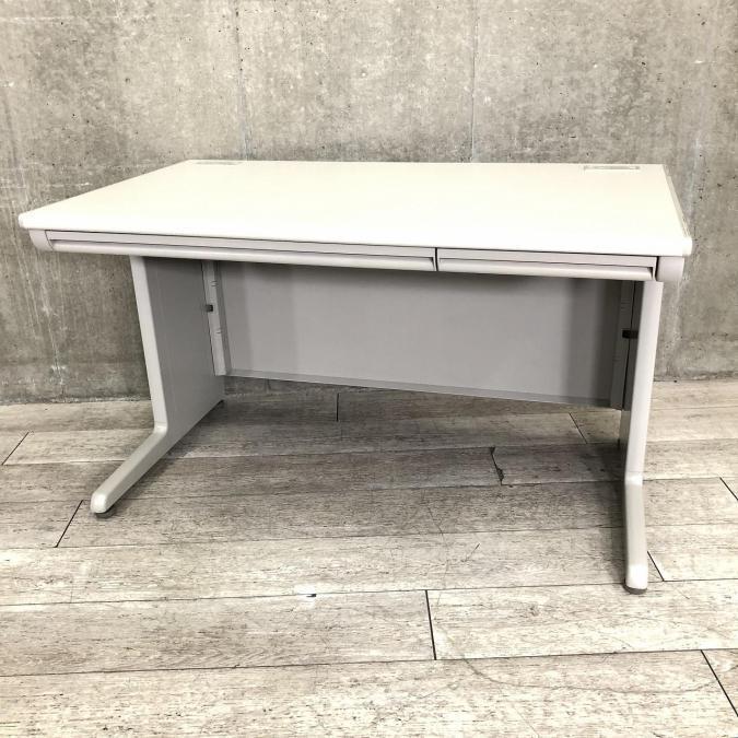 【在庫入替セール】【2台限定！】【国内メーカー人気シリーズの平机が入荷でしました！横幅1200ｍｍサイズ】■オカムラ製　ＳＤ　平机
                        SDシリーズ
                                    中古
            