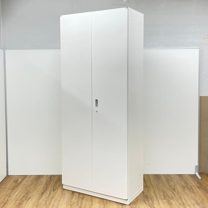 【在庫入替セール】【3台限定】【収納力優れた背の高い書庫入荷】中古　両開き　H2150　イトーキ　シンライン　ITOKI　ホワイト　シリンダー錠　収納　書類　事務　整理
                        シンライン
                                    中古
            