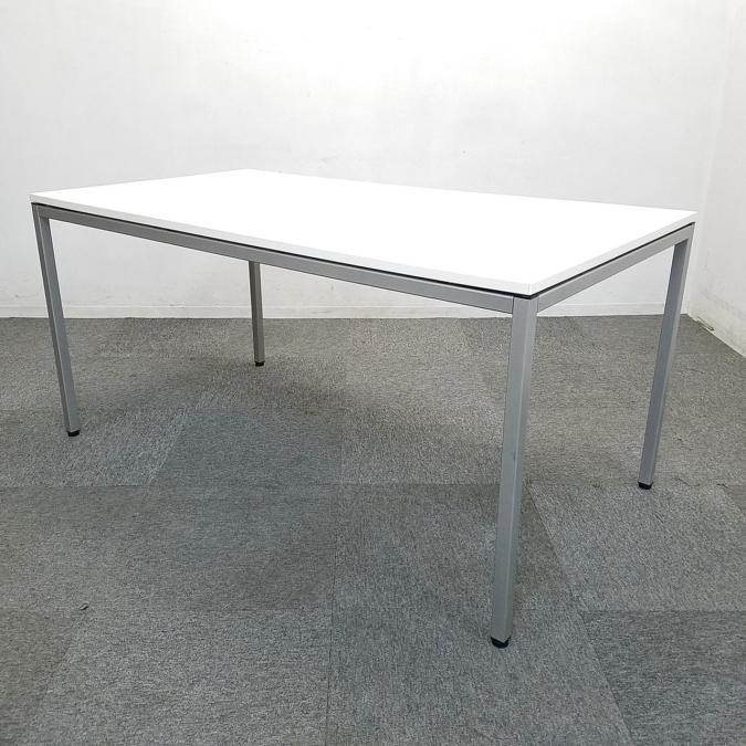 【1台入荷】オカムラの人気テーブル入荷！　トレッセ　1500×800　ホワイト　オフィスバスターズ　梅田本店
                        トレッセ
                                    中古
            