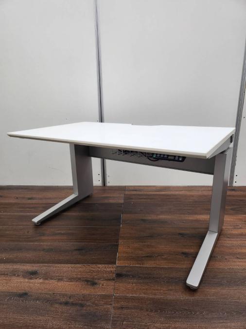 【天板上下昇降】デスクの最先端！天板が電動で昇降！オカムラ製　電動上下昇降デスク■プロユニットシリーズ■W1150　H:645～1150【レア品！】
                        プロユニット
                                    中古
            