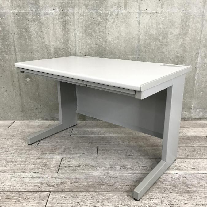 【在庫入替セール品】【ちょうどいい幅1100㎜】安心の国内メーカー製！ウチダのスタンダードデスク　[内田洋行（UCHIDA/ウチダ）FEED（フィード）　平机　引き出し付　■横幅1100㎜　■色：ペールグレイ]
                        FEED
                                    中古
            