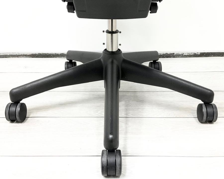 HermanMiller/ハーマンミラー　クラシック アーロンチェア アーロンチェア | ハーマンミラーストア