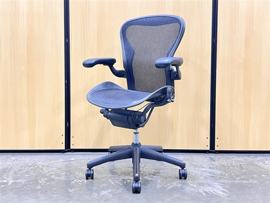 中古】アーロンチェア Herman Miller/ハーマンミラー 肘付