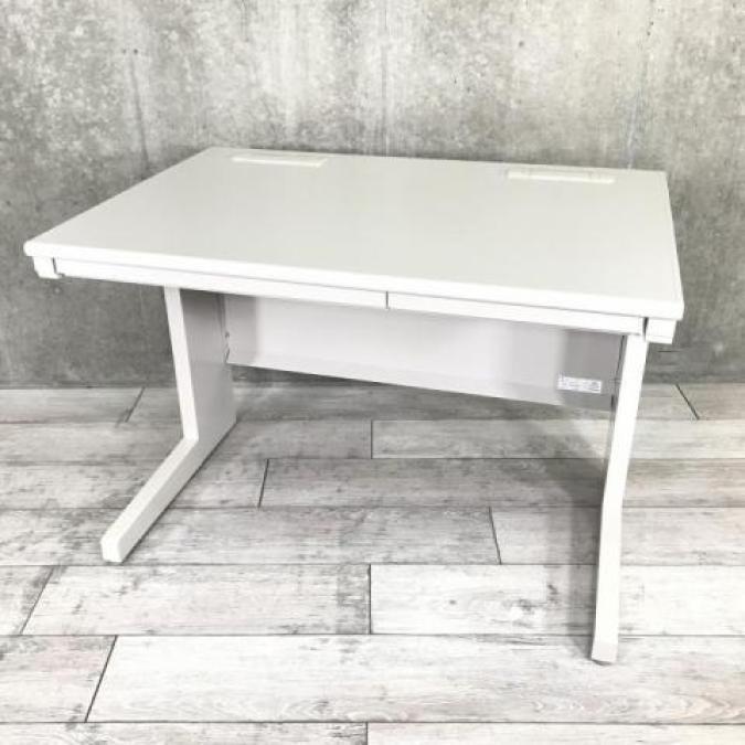 【2台入荷】シンプル一番！ホワイト平机⇒デュエナシリーズ入荷◆イナバ製☆★大特価セールはこちらのキーワードで検索☆★→→【大放出】
                        デュエナ
                                    中古
            