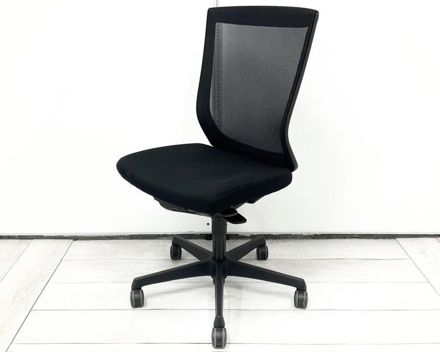 【在庫入替セール品！】基本性能を向上させた、ワンランク上のスタンダードモデル！背面メッシュで熱がこもりにくい！
■オカムラ/エスクードメッシュ/ブラック
                        エスクードメッシュ
                                    中古
            