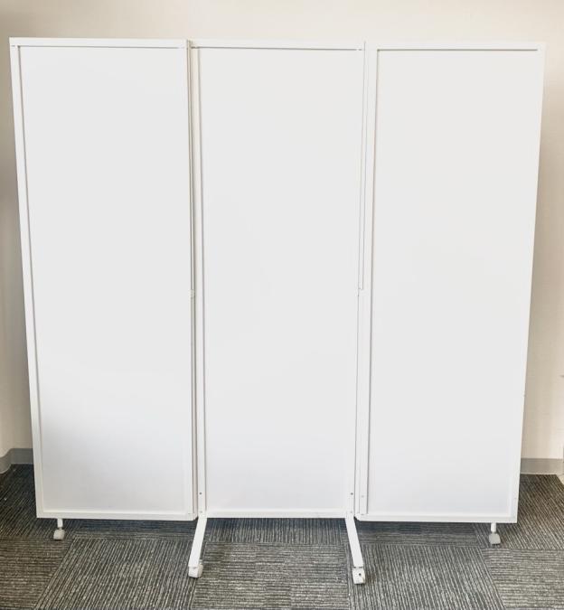 ■コクヨ製　3連ホワイトボードパーティション
                        その他シリーズ
                                    中古
            