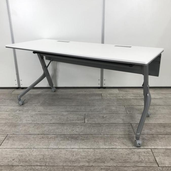 【2名様で使えるスタックテーブル入荷！キャスター付きで移動も楽々！】■オカムラ製　カルドー　サイドスタックテーブル　幅1500×奥行600　■ホワイト天板×グレー幕板　■幕板付【天板跳ね上げ式でコンパクトに収納】　【弊社使用欄：A00976001】/オススメ(おすすめ) /人気商品
                        カルドー
                                    中古
            