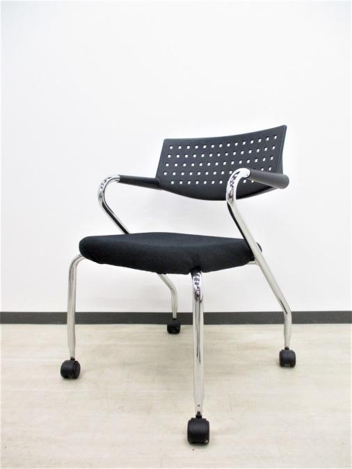 【16脚入荷】オシャレなデザインにエントランスや来客用に最適です！
                        ビザロール
                                    中古
            