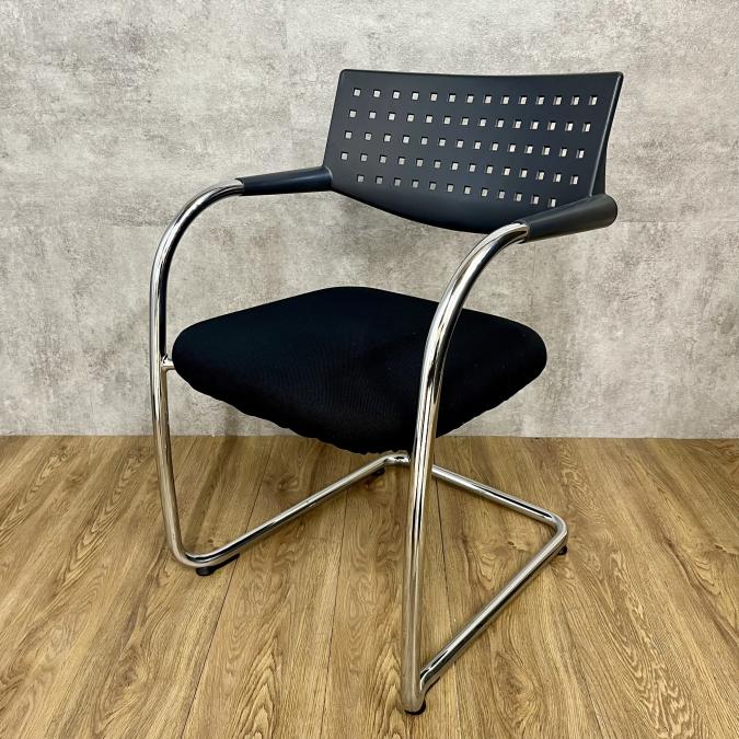 にろろん様vitra ヴィトラ チェアブラック