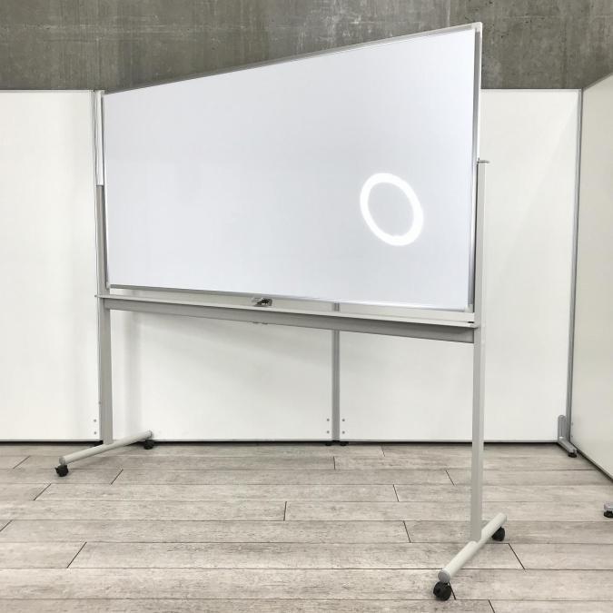 【ミーティングの必需品！】■ウチダ（UCHIDA）製　両面ホワイトボード　脚付き　■ホワイト　■キャスター付　■横幅1860ｍｍ 　【キャスター付きで移動らくらく！】
                        その他シリーズ
                                    中古
            