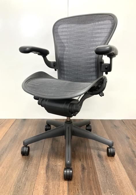 【中古】アーロンチェア Herman Miller/ハーマンミラー 肘付ハイバックチェア 485057 - 中古オフィス家具ならオフィスバスターズ