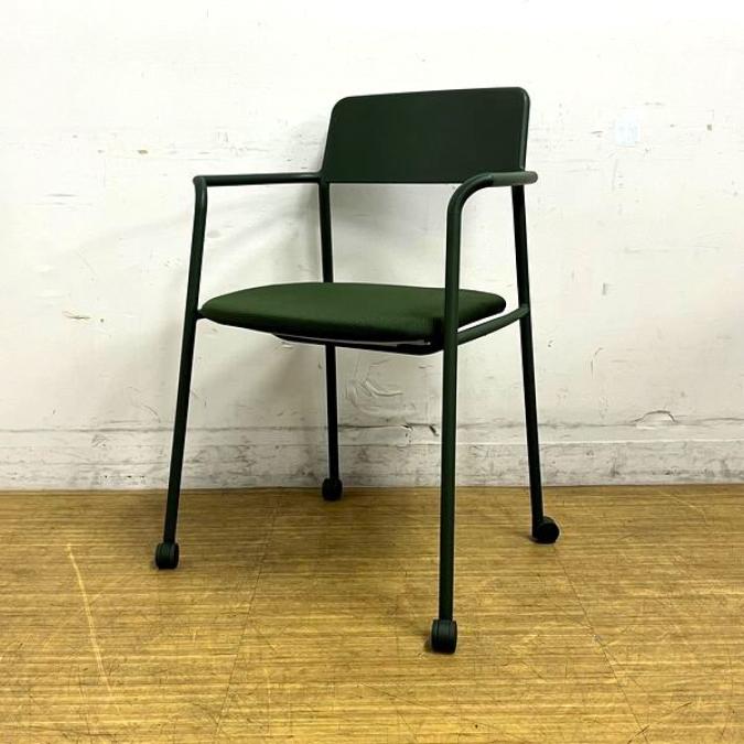 【中古 S(美品)】Any(エニー)K01-Z211CU2 中古】 K01-Z211CU2 コクヨ/KOKUYO ネスティングチェア 478821