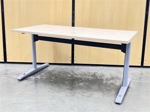 【2名様で使えるスタックテーブル入荷！キャスター付きで移動も楽々！】■オカムラ/Lives Meeting Table(ライブス ミーティングテーブル)シリーズ/サイドスタックテーブル/幅1500×奥行750/ナチュラル天板/オススメ(おすすめ) /人気商品【弊社使用欄：A00980340】