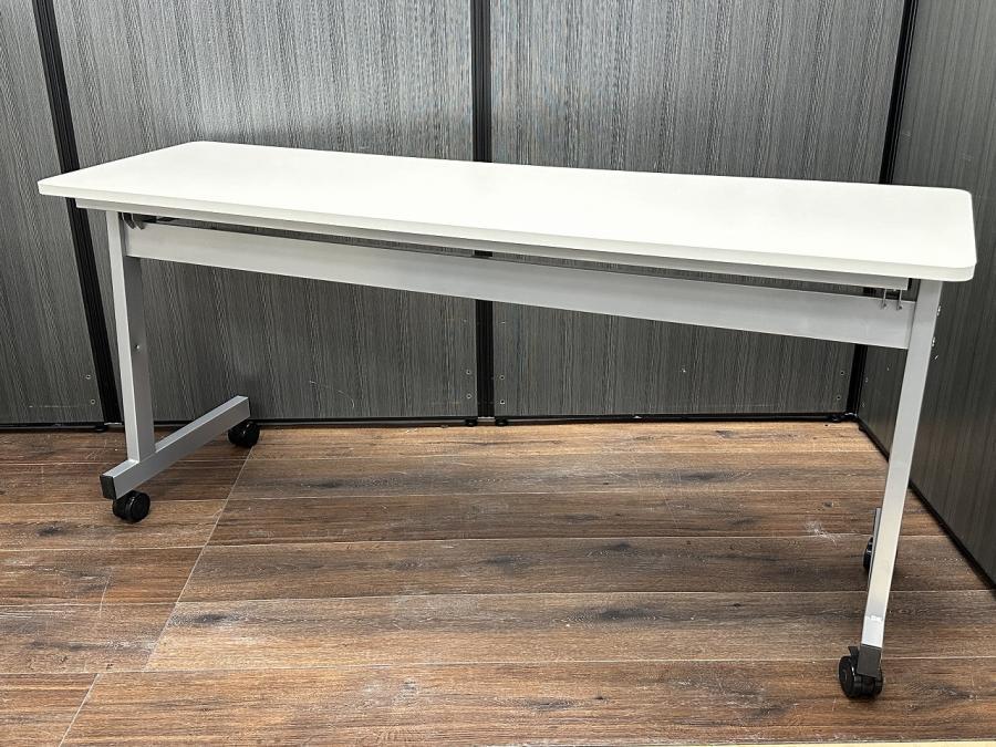 【新古品】サイドスタックテーブル　井上金庫　会議室や休憩室などでフレッシュな気分を！
                        その他シリーズ
                                    中古
            