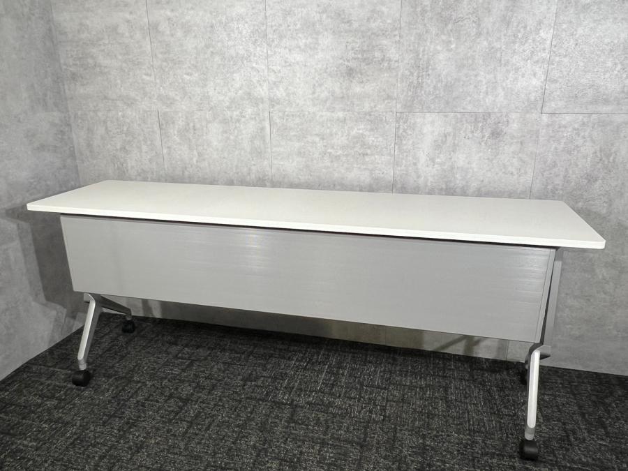 【博】コクヨのサイドスタックテーブル(ミーティングテーブル)「」
                        リーフライン
                                    中古
            