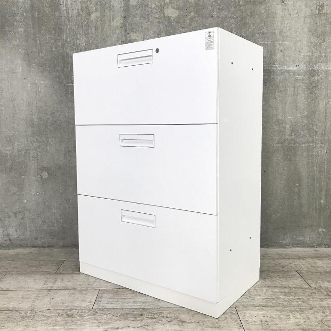 【限定1台在庫入替セール品！】取っ手が大きく開閉しやすい！お買い得な国産の高品質キャビネット！引き出しタイプで屈まずに収納・確認可能！
■コクヨ/エディア/ホワイト
                        エディア
                                    中古
            