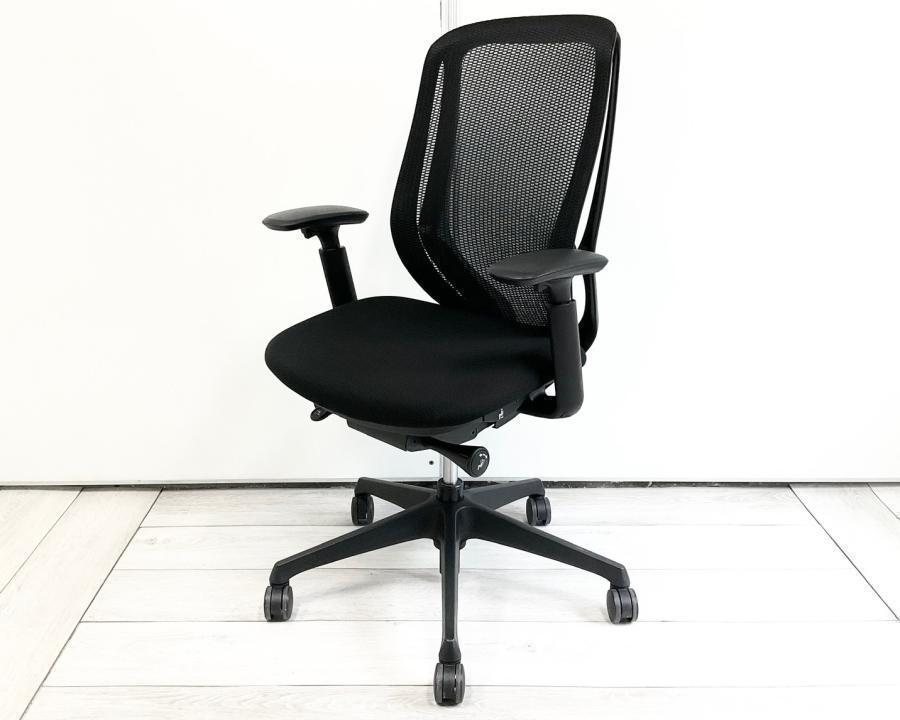 【座り心地の良さと充実の調整機能！高機能メッシュチェア！】■オカムラ製/シルフィ（Sylphy)/ハイバック/ブラック/オススメ(おすすめ) /人気商品【弊社使用欄：A00984706】
                        シルフィーメッシュ
                                    中古
            