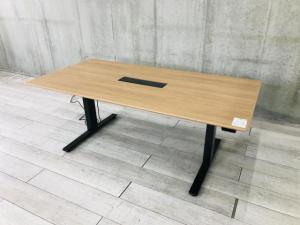 【南】【★電動昇降テーブル★】メーカー品　オカムラ　Okamura　スウィフト　スイフト　Swift　テーブル　高品質　高さ調節　立ち作業　昇降　レイアウト変更　入れ替え　買い替え　健康　福岡　博多　天神　佐賀　長崎　大分　熊本　宮崎　鹿児島　沖縄