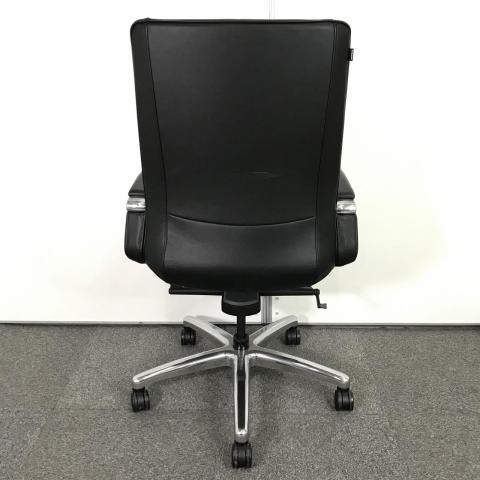 中古】CEシリーズ CE69CX-P558 オカムラ/okamura 肘付ハイバックチェア 488110 - 中古オフィス家具ならオフィスバスターズ