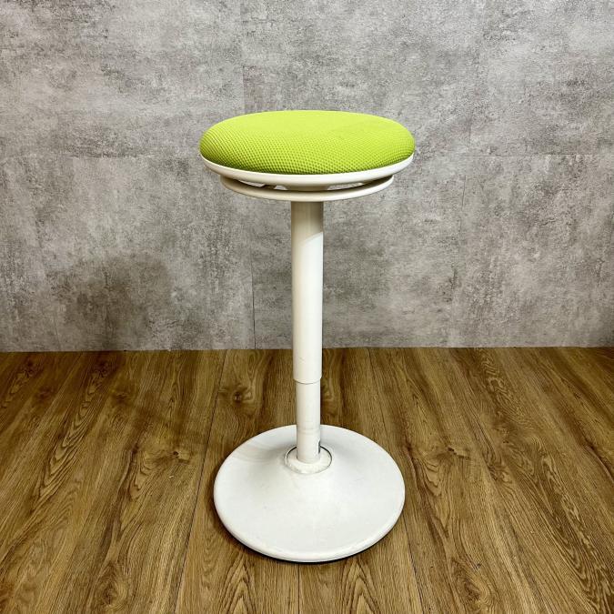 【※軋み音アリのためセール中】メーカー品　オカムラ　Okamura　ピルエット　格安　高品質　チェア　オフィスチェア 　スツール　ライトグリーン　丸椅子　椅子　事務椅子　姿勢　福岡　佐賀　長崎　大分　熊本　宮崎　鹿児島　沖縄　九州
                        ピルエット
                                    中古
            