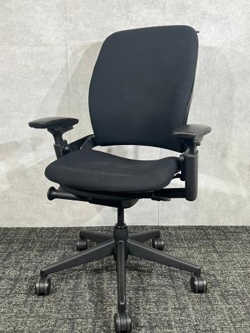 中古】リープV2 Steelcase/スチールケース 肘付ハイバックチェア 488415 - 中古オフィス家具ならオフィスバスターズ