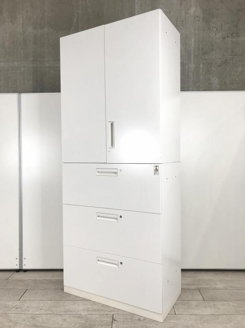 【収納量抜群な観音開き＋引き出しタイプのキャビネットセット！】■コクヨ(KOKUYO)製/エディアシリーズ/両開き＋3段ラテラル/ハイキャビネット/ホワイト/シリンダー錠 ※個別施錠タイプ/オススメ(おすすめ) /人気商品【弊社使用欄：A00984463/A00984464】
                        エディア
                                    中古
            