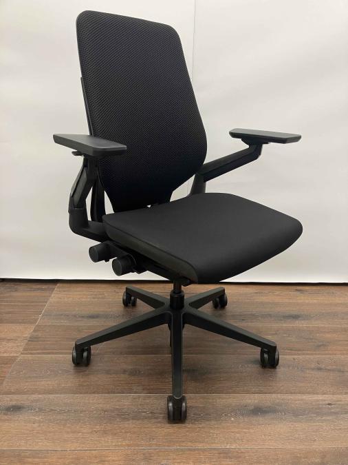 中古】ジェスチャー Steelcase/スチールケース 肘付ハイバック