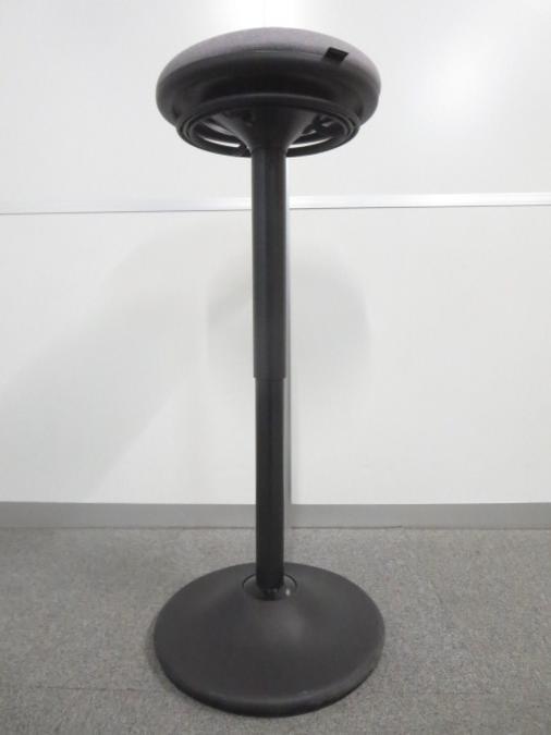 【短時間の集中ワークにもオススメ！】■オカムラ製　ピルエットチェア　グレー　H565～815mm　スイング脚スツール【体幹強化！】【ハイチェア】【丸椅子】【リフレッシュ】【ABW】
                        ピルエット
                                    中古
            