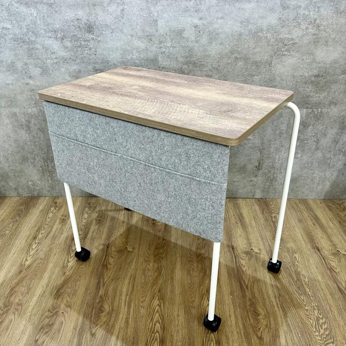 【1人用キャスター付きテーブル！】メーカー品　オカムラ　Okamura　スプリント　リラックス　会議　学校　教室　打ち合わせ　レア　福岡　博多　天神　佐賀　長崎　大分　熊本　宮崎　鹿児島　沖縄
                        スプリント シリーズ
                                    中古
            