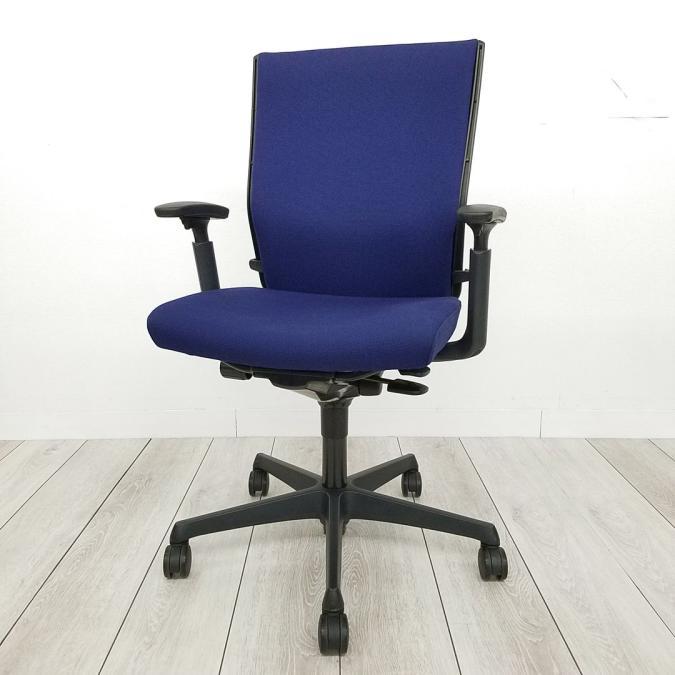 中古】エスクード C495ZR-FFW4 オカムラ/okamura 肘付ハイバック