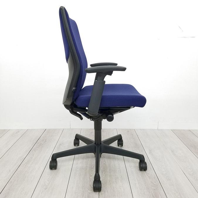 中古】エスクード C495ZR-FFW4 オカムラ/okamura 肘付ハイバック