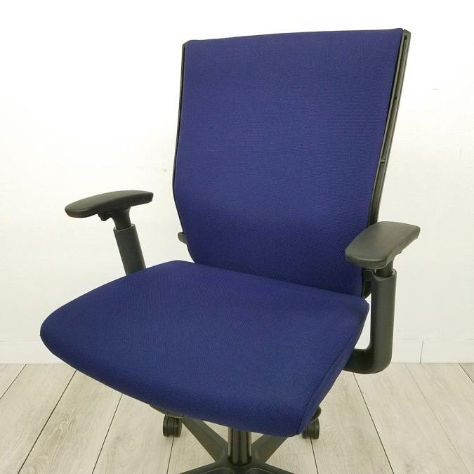 中古】エスクード C495ZR-FFW4 オカムラ/okamura 肘付ハイバック