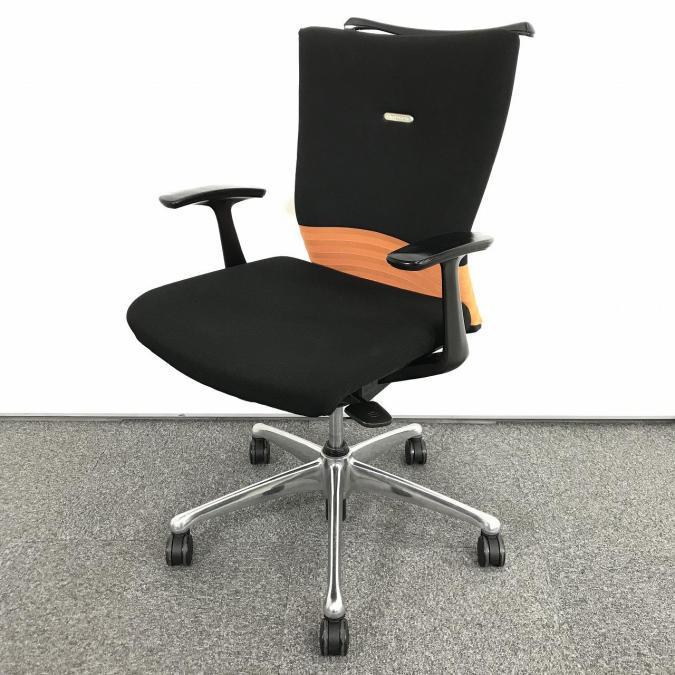 【在庫入れ替えセール30％】【大人気のチェアが入荷！！】■オカムラ製定番チェア入荷しました！■オカムラ（okamura）　フィーゴ　　固定肘　コートハンガー付■オレンジ×ブラック　オフィス　リモートワーク　会議用テーブルもご一緒にお探しいたします！
                        フィーゴチェア
                                    中古
            