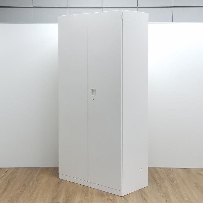 オカムラ製　レクトラインシリーズ　ホワイト　新型　H1810サイズ　A4ファイルが5段収納可能　両開き書庫！！
                        レクトライン
                                    中古
            