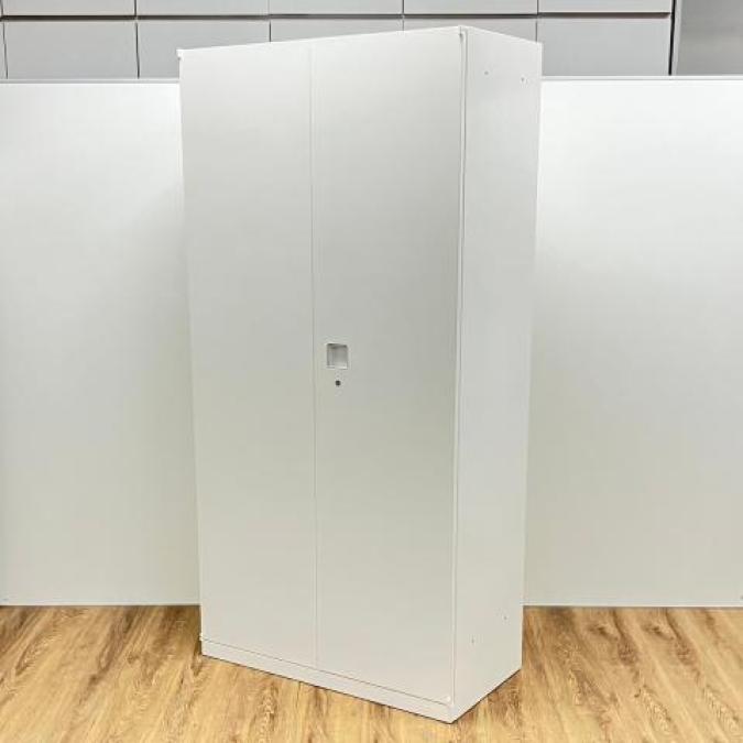 オカムラ製　レクトラインシリーズ　ホワイト　H1810サイズ　シリンダー　圧倒的な保管量！オフィス書類をスッキリ整理！　両開き書庫！！
                        レクトライン
                                    中古
            