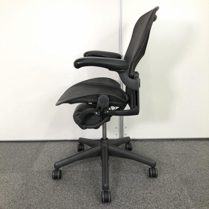 ハーマンミラー アーロンチェア Aサイズ フル装備　エアーランバー 中古】アーロンチェア（ランバー フル装備） Herman Miller