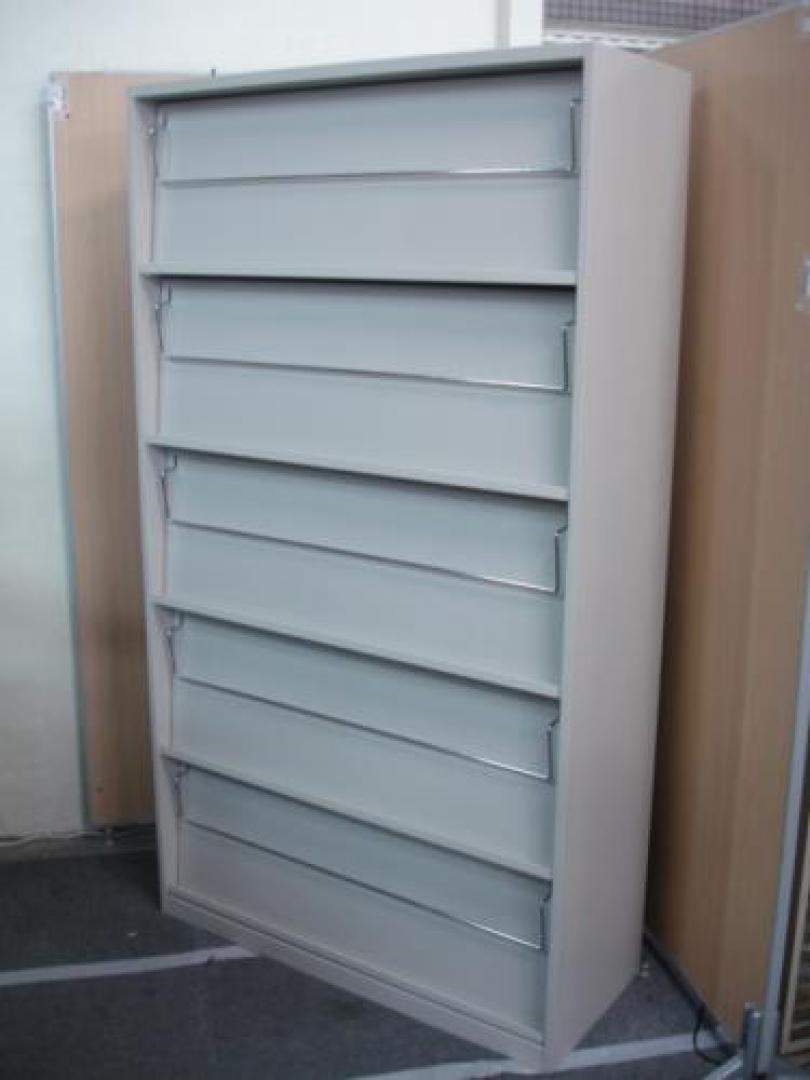 【魅せる収納！】5段雑誌架【状態良好です！】
                                    中古
            