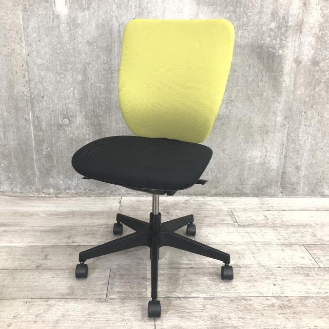 【使いやすさ抜群の人気オフィスチェア！！】【一人ひとりにマッチする座り心地】■ITOKI（イトーキ）　プラオ（PRAO）ハイバック仕様　■固定肘　■ランバーサポート付　■色：モスグリーン/オススメ(おすすめ) /人気商品【弊社使用欄：A00978660】
                        プラオチェア
                                    中古
            