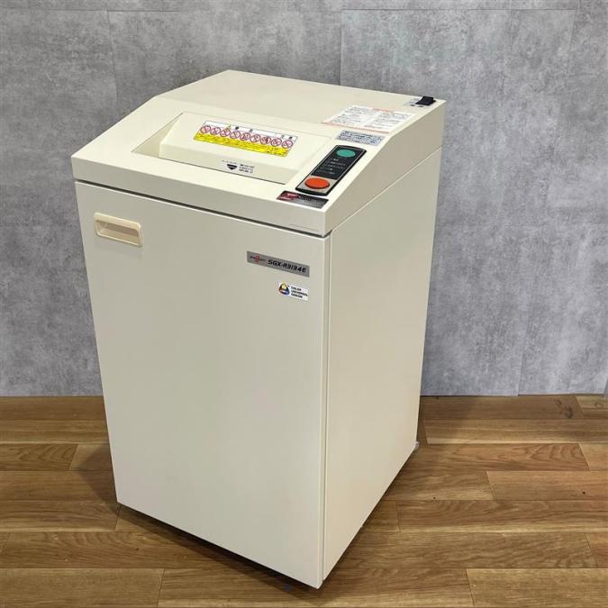 ★1台入荷★　シグマ技研製　SGXシリーズ　SGX-R3134E【福岡オフィス家具】【福岡中古家具】【中古事務什器】【中古チェア】【中古椅子】
                        シグマシュレッダ
                                    中古
            
