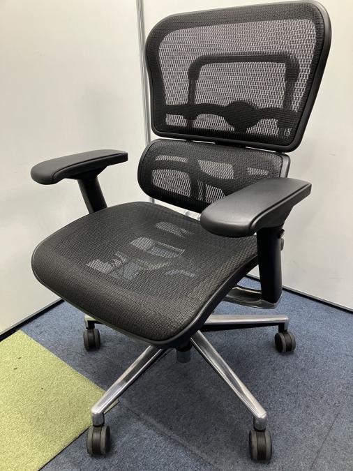 【大人気のエルゴヒューマン！！】　■エルゴヒューマン　ベーシック　ブラック　可動肘　大型ランバーサポート
                        ベーシック
                                    中古
            