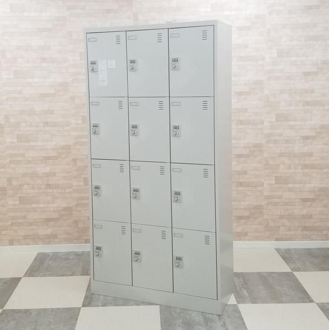 【省スペースに設置できます！3列4段の12人用！】生興　SLCシリーズ　12人用ロッカー　ダイヤル錠　グレー　※非常解錠キーは付属致しません※
                        ＳＬＣシューズボックス
                                    中古
            