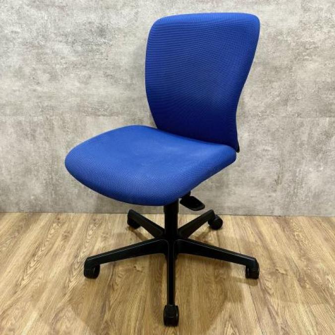 【25⑥在庫入替セール】オカムラ製のオフィスチェア【スラート/肘無タイプ】が入荷しました！
                        スラート
                                    中古
            
