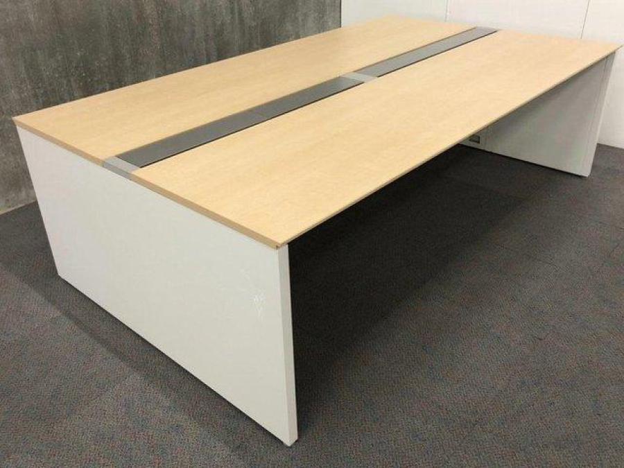 【倉庫在庫品】ウチダ　アルセナ　W2400　ナチュラル天板　フリーアドレスデスク　オフィスバスターズ
                        アルセナ
                                    中古
            