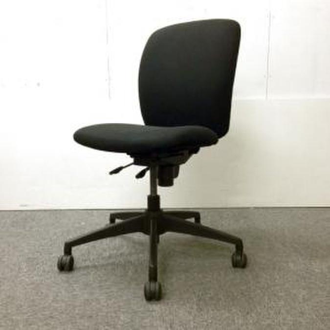 【40脚ロット入荷！！】オススメ！スチールケース製チェアがこの価格で手に入るチャンス☆
                        アプトチェア
                                    中古
            