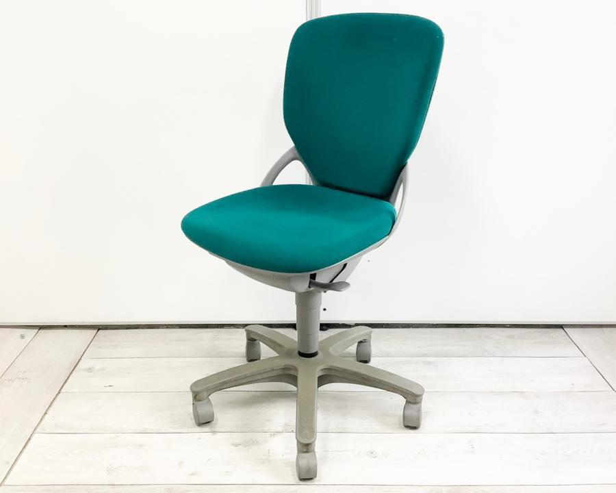 【定価約5万円】【腰を包み込むような座り心地！】■イトーキ（ITOKI）製　プレーゴチェア　肘無ハイバック　■ティールグリーン【立体成型フォルムが快適にフィット！】
                        プレーゴチェア
                                    中古
            