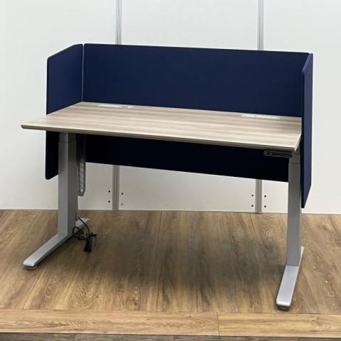 【大人気！】◆オカムラ スイフト　上下昇降デスク　/　木目ナチュラル　/　パーテーション付き　/　健康　/　インジゲーター付き　/　自由　/　立姿勢　/　高さ調整　/　オススメ　/　天神ビッグバン
                        Swift
                                    中古
            