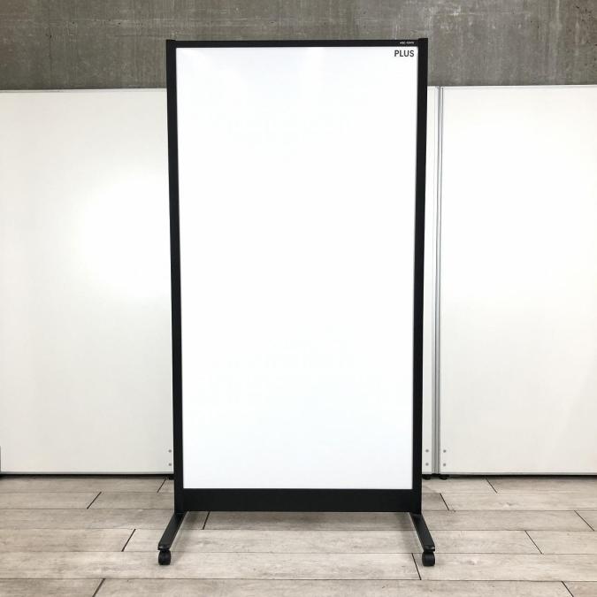 【キャスター付で移動もレイアウト変更もラクラク！】■ホワイドボードパーティション　W950×D560×H1840mm　両面ボード　ブラックフレーム
                        その他シリーズ
                                    中古
            