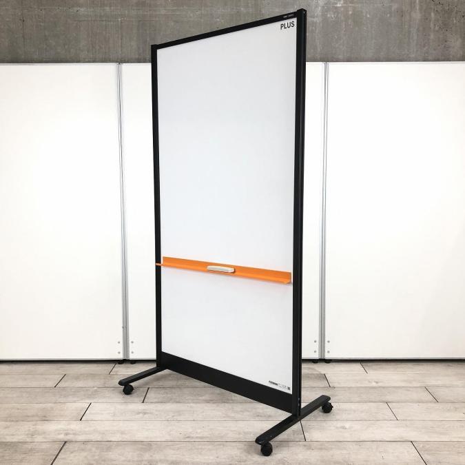 【キャスター付で移動もレイアウト変更もラクラク！】■ホワイドボードパーティション　両面ボード　縦型　■ブラックフレーム
                        その他シリーズ
                                    中古
            
