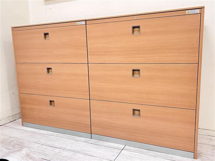 【現品限り！】側面化粧板付き、2台1セット！オフィスの必需品！大容量の三段キャビネット！/オススメ(おすすめ) /人気商品【弊社使用欄：A00988180】■オカムラ(okamura)製　レクトライン （Rectline）　3段ラテラル　ローキャビネット　シリンダー鍵
                        レクトライン
                                    中古
            